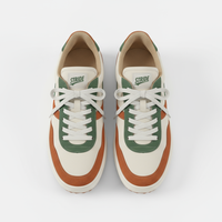 RetroVibe Classic - Vintage Low-Top Sneakers